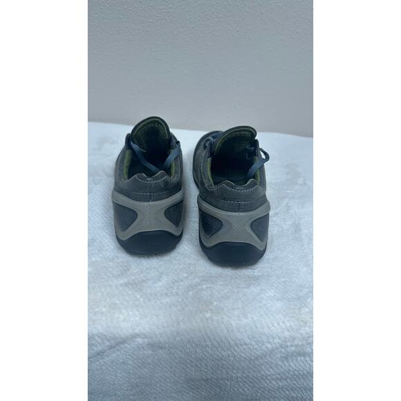 ECCO Men’s Soft 7 Nubuck Leather Sneakers – Gray Lace-Up Comfort Shoes - Picture 6 of 8